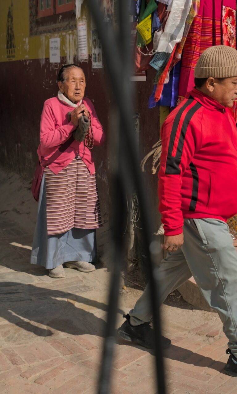 Street photo in Kàtmandu, Nepal by Black Pixel