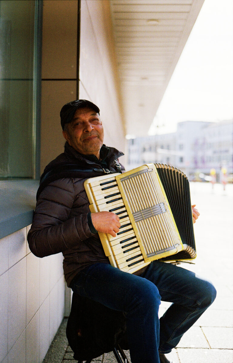 Photo by Roman Koenig