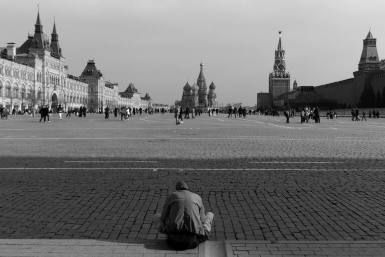 Photo by Artem Stroganow