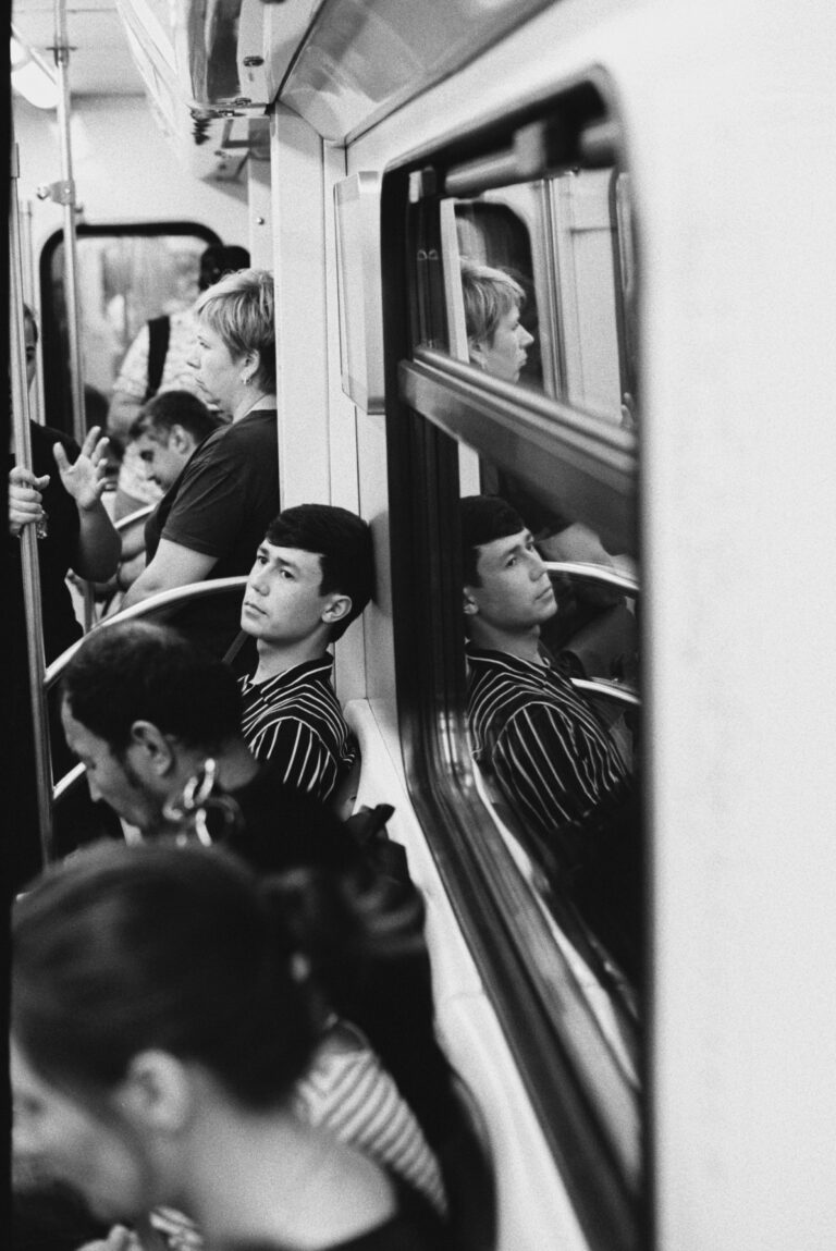 Photo by Nikita Savelev