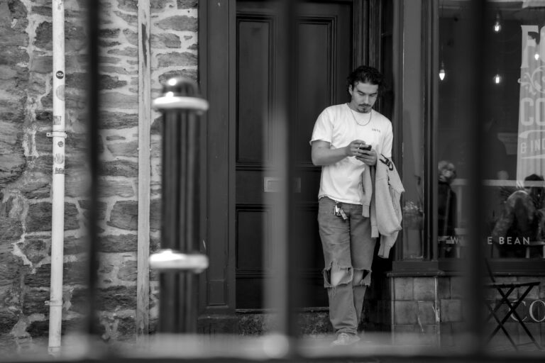 Photo by Leon Maillard