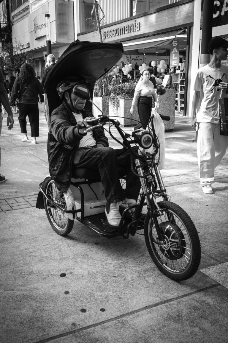 Photo by Tomaz Takaki