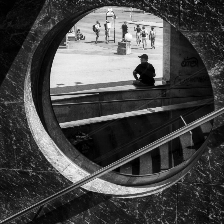 Photo by Johannes Pottfay