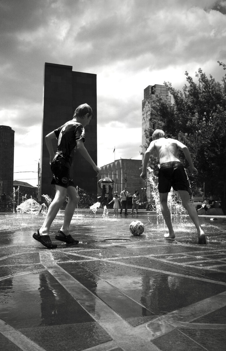 Photo by Artur Tngryan