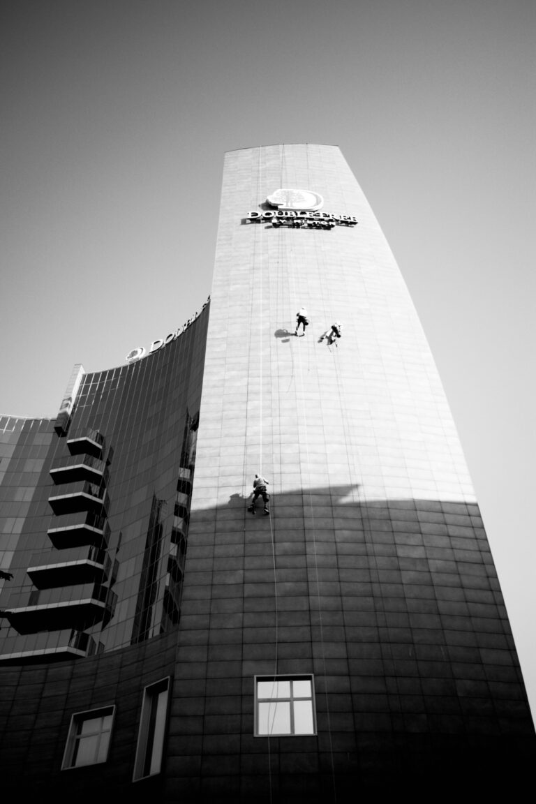 Photo by Artur Tngryan