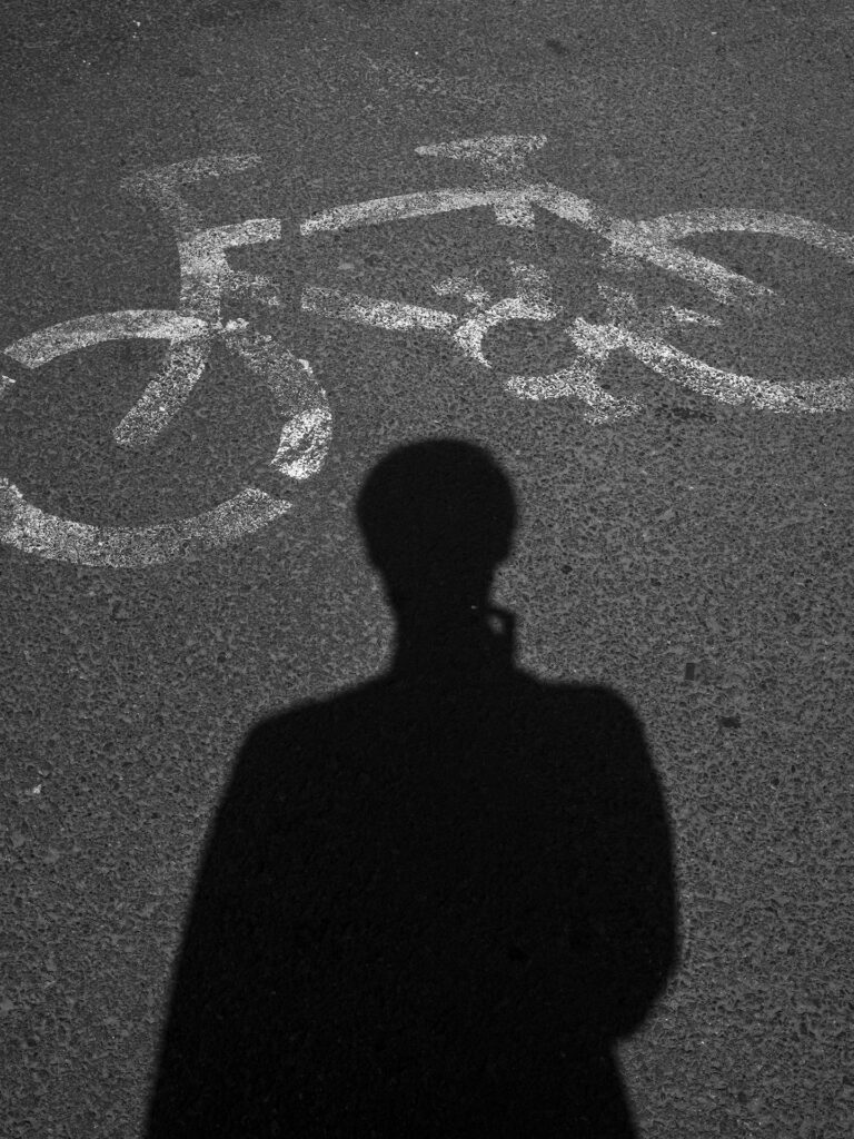 Photo by Zhenlin Feng
