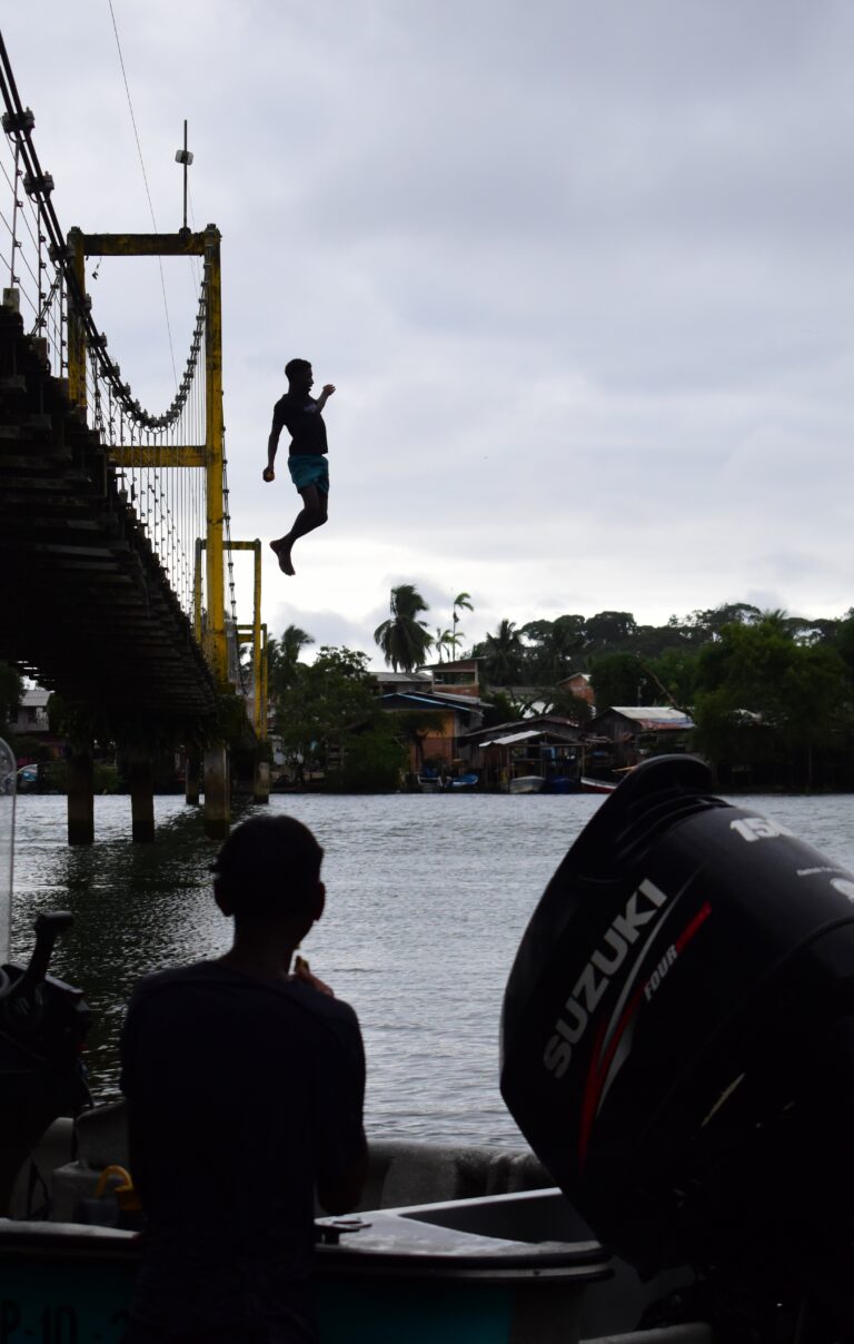 Street photo in Choco, Colombia by Rodrigo Marcotich