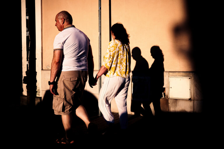 Photo by Jaroslaw Bu