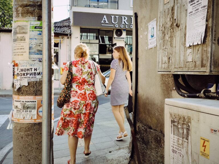 Photo by Aycha Feyzula