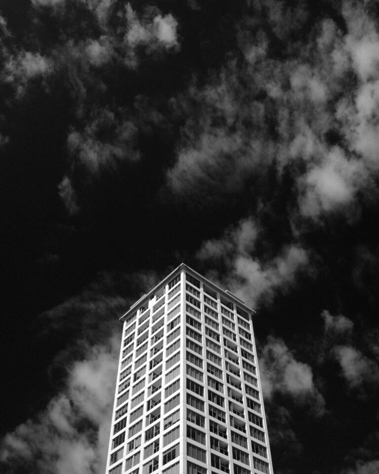 Photo by Ara In The Para