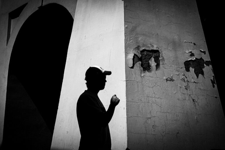 Photo by Jaroslaw Bu