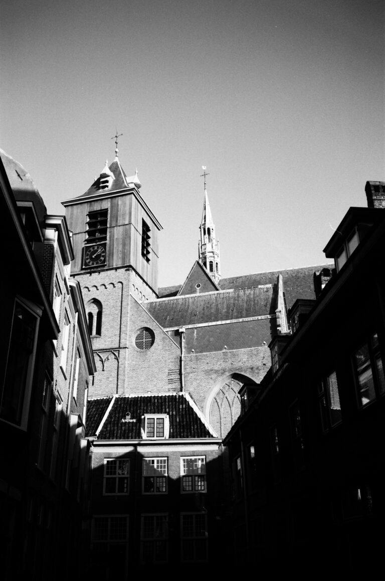 Photo by Steph Kattie