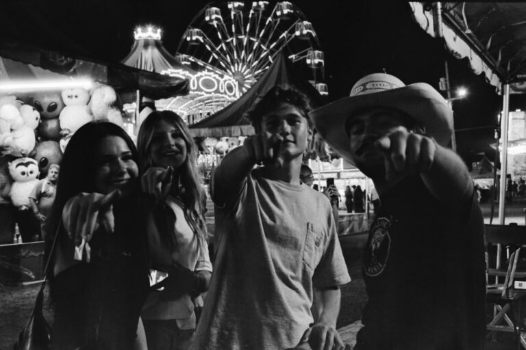 Street photo in Pittsburgh, United States by Keaton