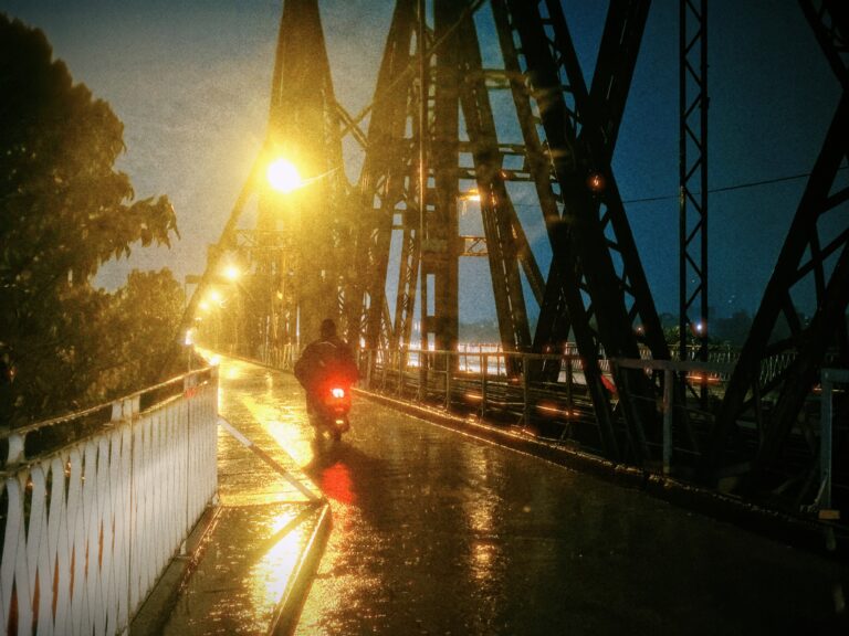 Photo by Hung Pham