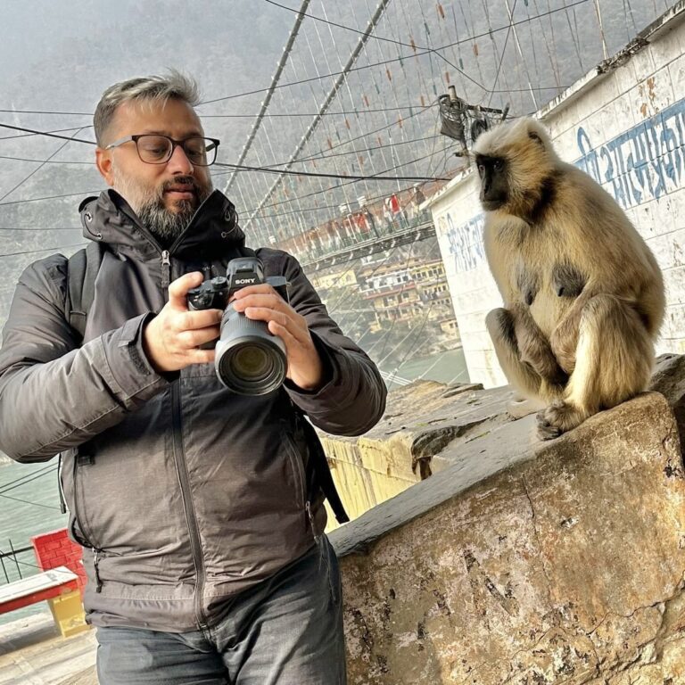 Street photo in Rishikesh, India by Tameen4u A