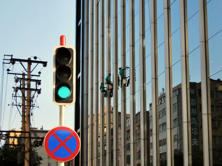 Street photo in Dalian, China by Jorj K.