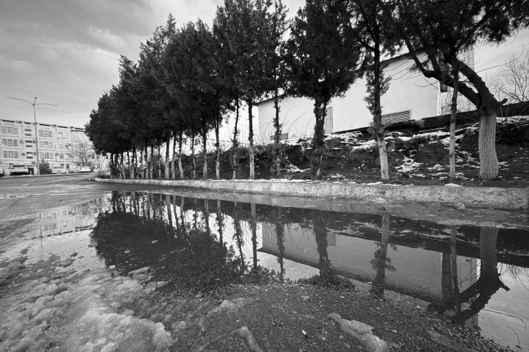 Street photo in Ashgabat, Turkmenistan by V. L.
