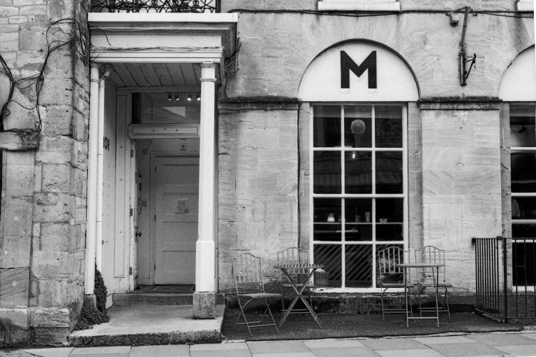 Street photo in Chipping Norton, United Kingdom by Colin Garrard