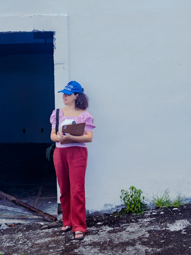 Street photo in Salvador, Brazil by Helder Monteiro