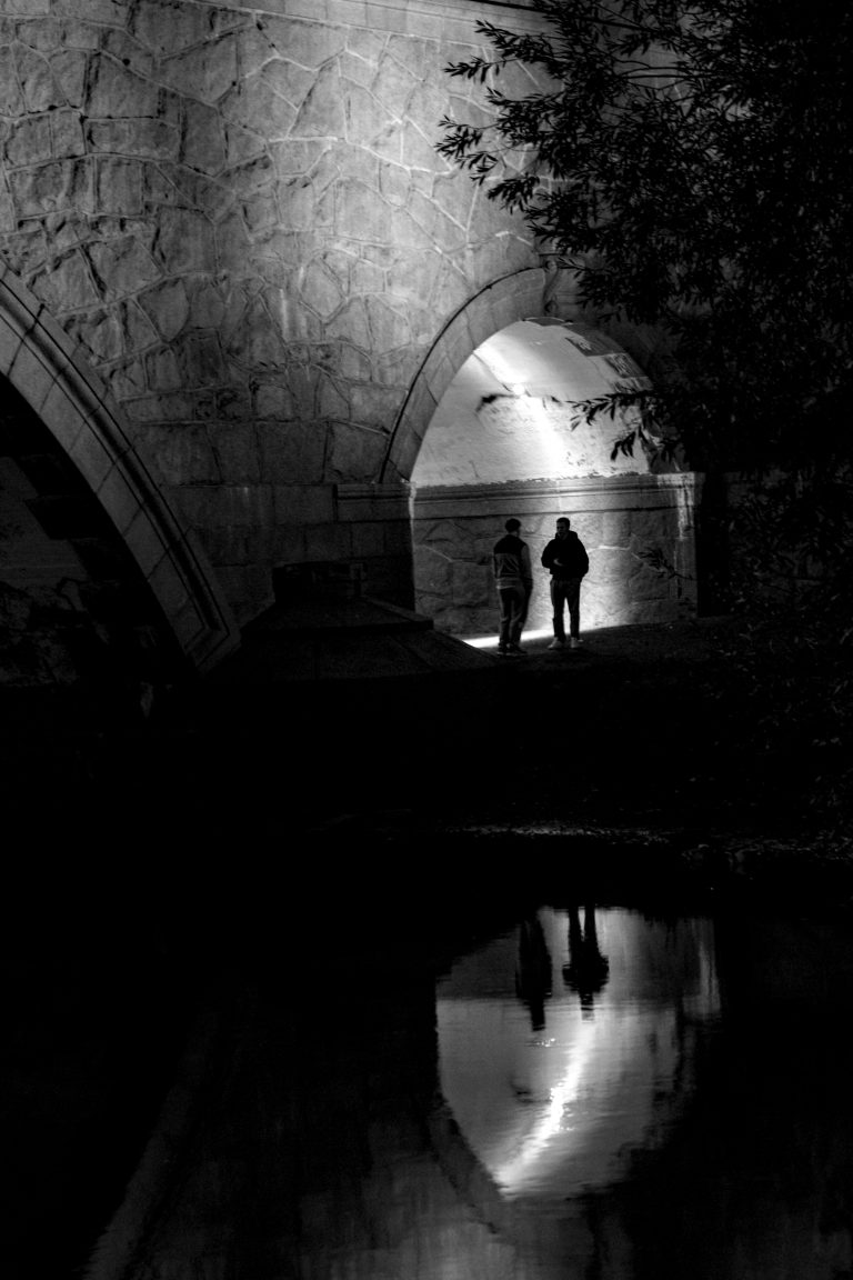 Street photo in Oslo, Norway by Thorsten Wenzel