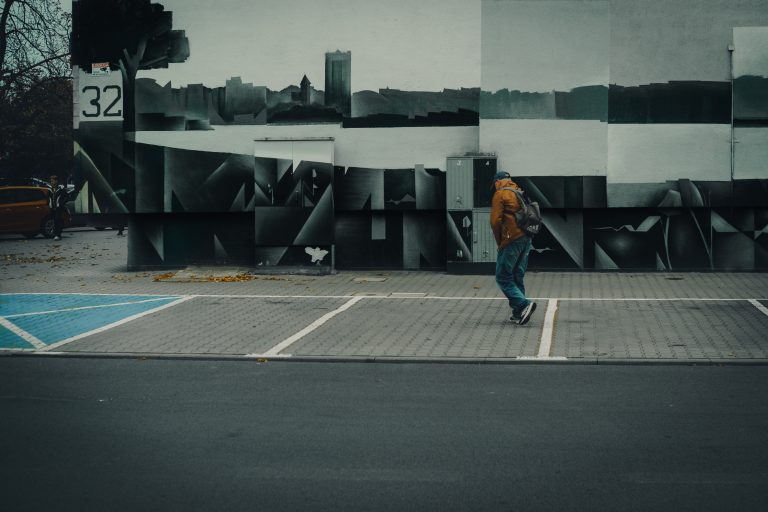 Street photo in Łódź, Poland by Grzegorz Obrocki