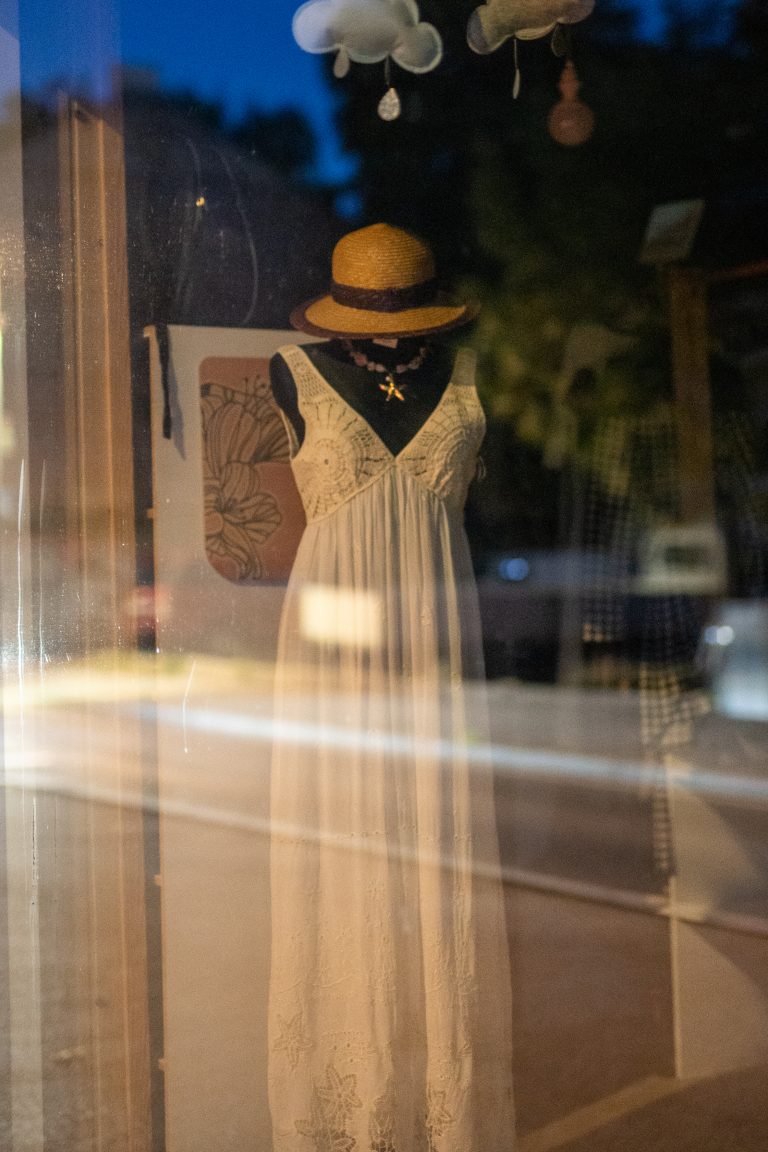 Street photo in Tallinn, Estonia by Jaan Ronk