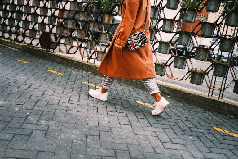 Street photo in Wellington, New Zealand by Emm Vee
